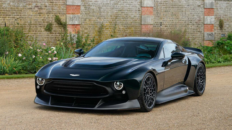 Η μία και μοναδική Aston Martin Victor